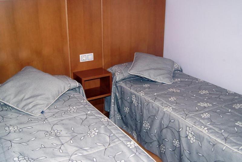 Aparthotel Pena Telera Resort El Pueyo de Jaca Exteriör bild
